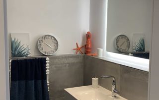 main_bathroom