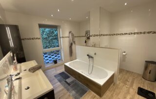 69F82539-47AC-4C2C-9799-117FD8627717